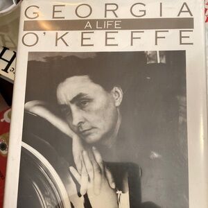 Book - Georgia O’keefe  A life  by Roxana Robinson